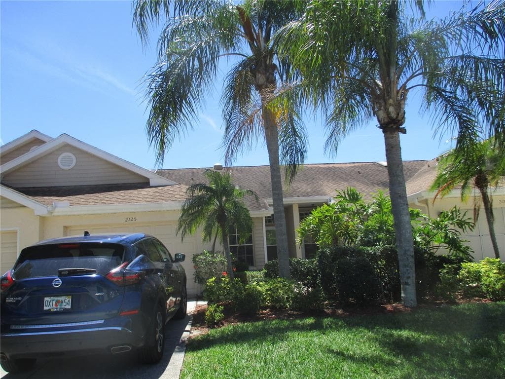 2125 NANTUCKET DRIVE SUN CITY CENTER, FL 33573