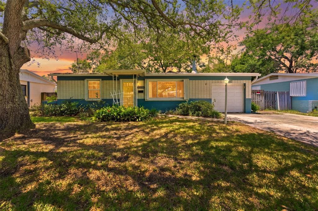 8450 56TH STREET N PINELLAS PARK, FL 33781