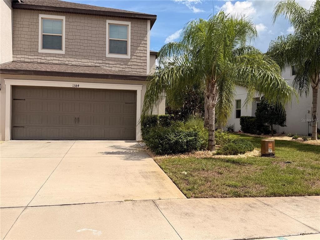 1384 WHITE FOX RUN LUTZ, FL 33549