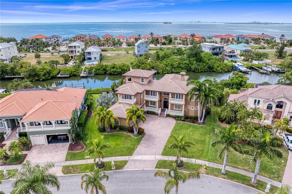 6459 RUBIA CIRCLE APOLLO BEACH, FL 33572