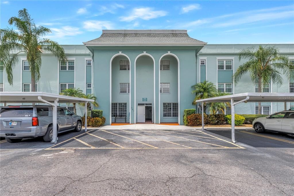 701 POINSETTIA ROAD UNIT 116 BELLEAIR, FL 33756