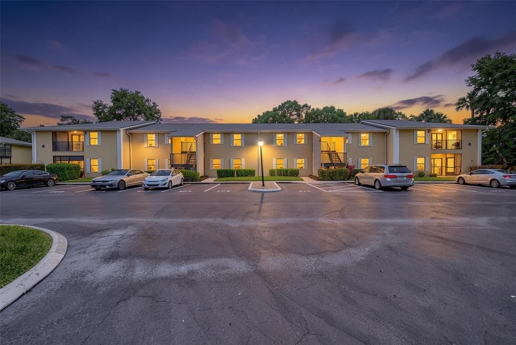 3001 58TH AVENUE S UNIT 612 ST PETERSBURG, FL 33712