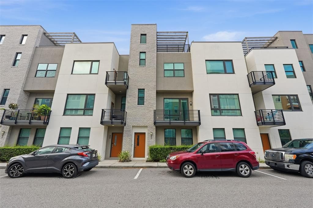 2511 N GRADY AVENUE UNIT 89 TAMPA, FL 33607