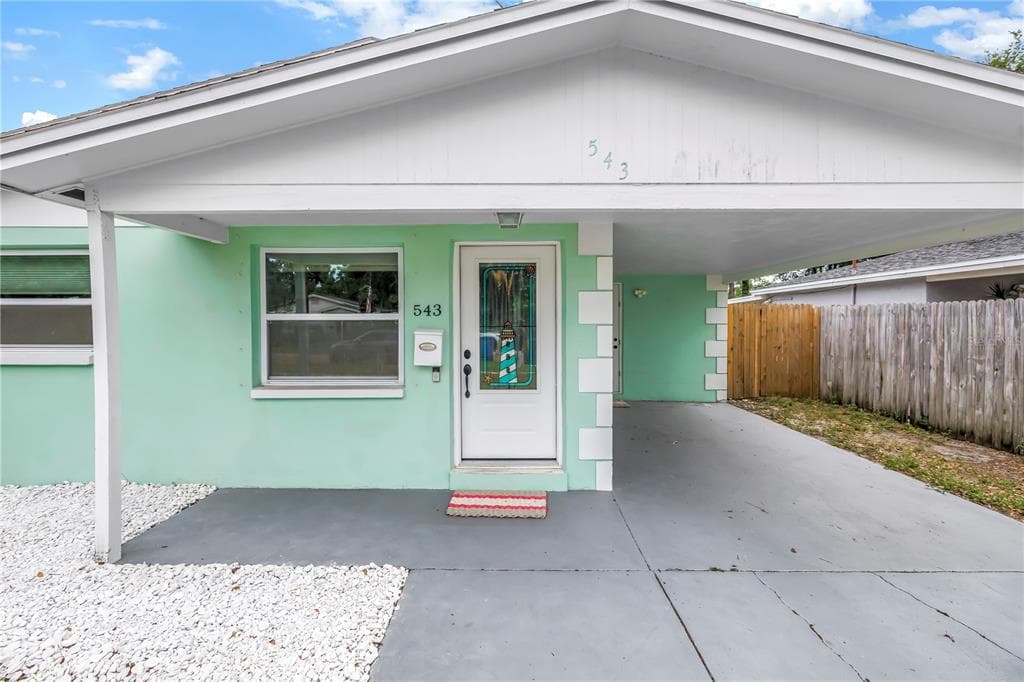 543 72ND AVE N ST PETERSBURG, FL 33702