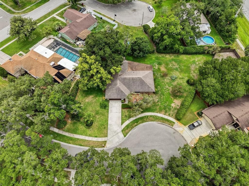 1405 LAUREL COURT PLANT CITY, FL 33563