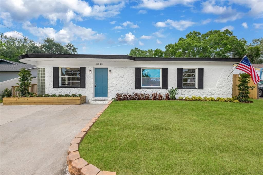 3903 W PALMETTO STREET TAMPA, FL 33607