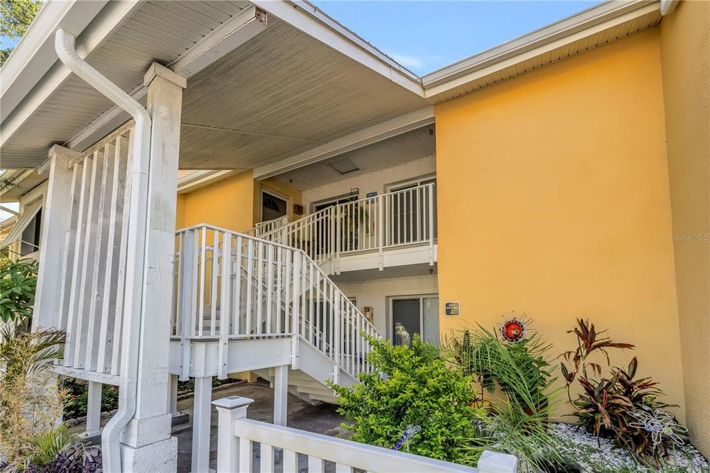 3580 41ST LANE S UNIT I ST PETERSBURG, FL 33711
