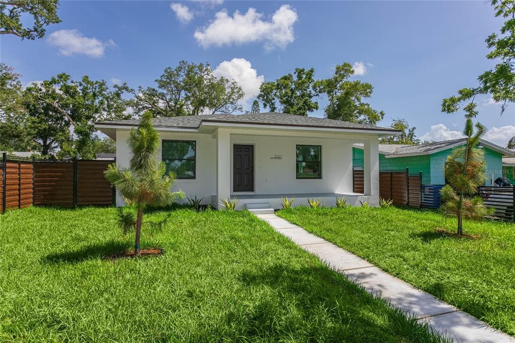 2327/2329 26TH AVENUE S ST PETERSBURG, FL 33712