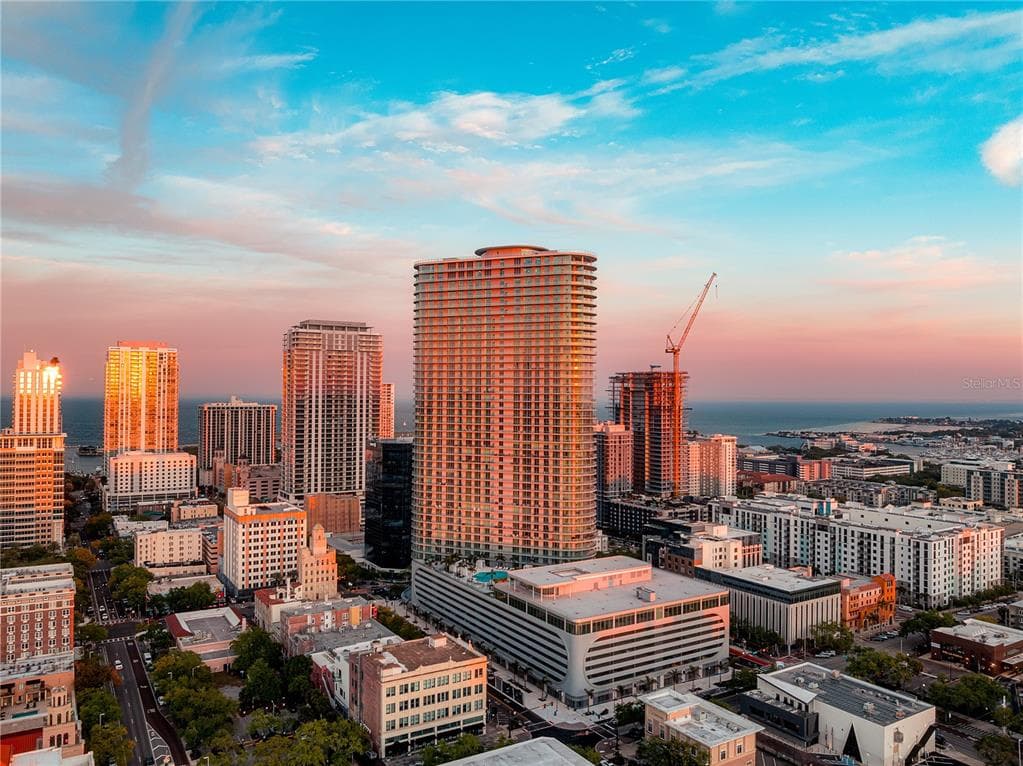 400 CENTRAL AVENUE UNIT 3308 ST PETERSBURG, FL 33701