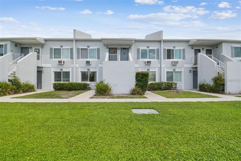 4143 DOLPHIN DRIVE TAMPA, FL 33617
