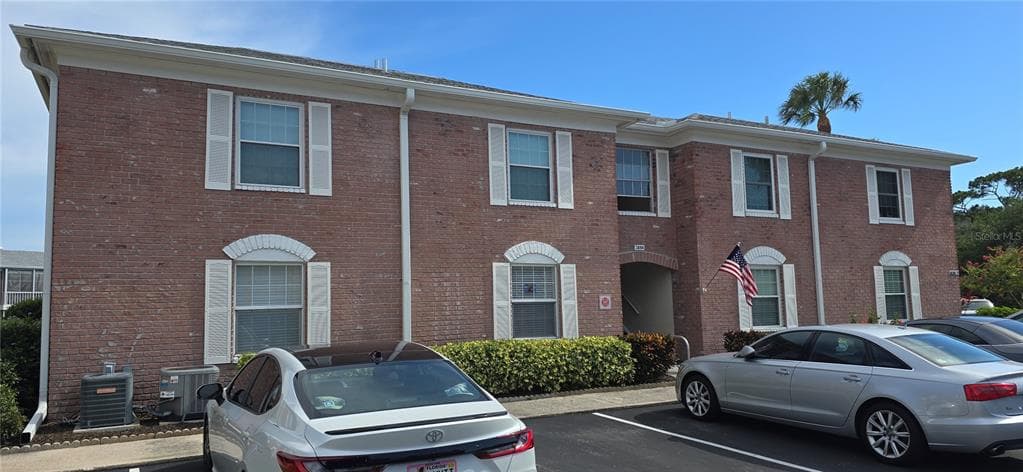 3894 37TH STREET S UNIT 41 ST PETERSBURG, FL 33711