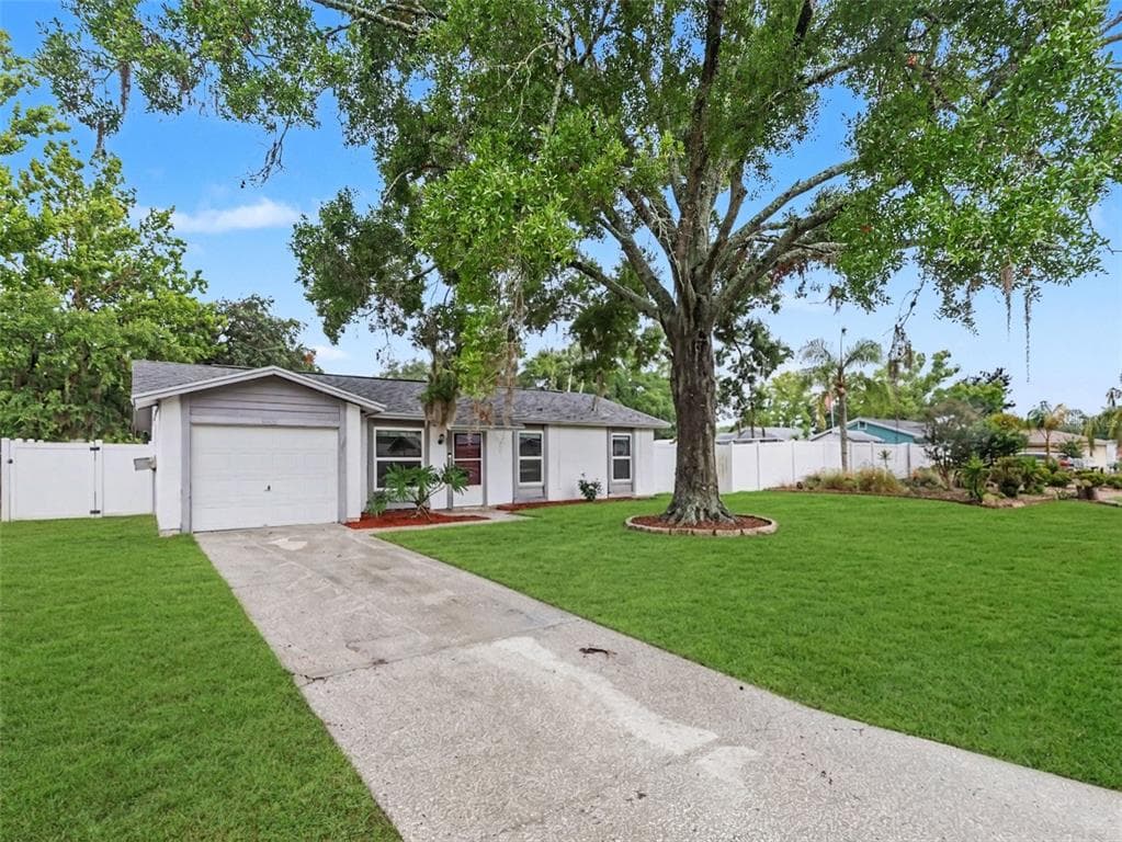 22630 NEWFIELD COURT LAND O LAKES, FL 34639