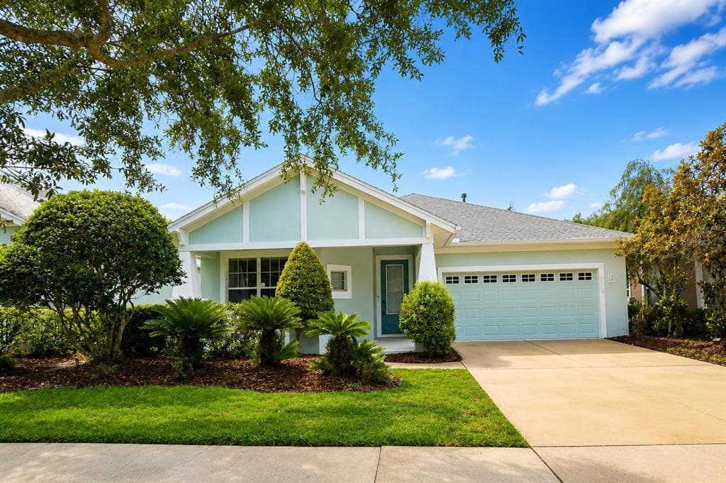 8119 HAMPTON LAKE DRIVE TAMPA, FL 33647