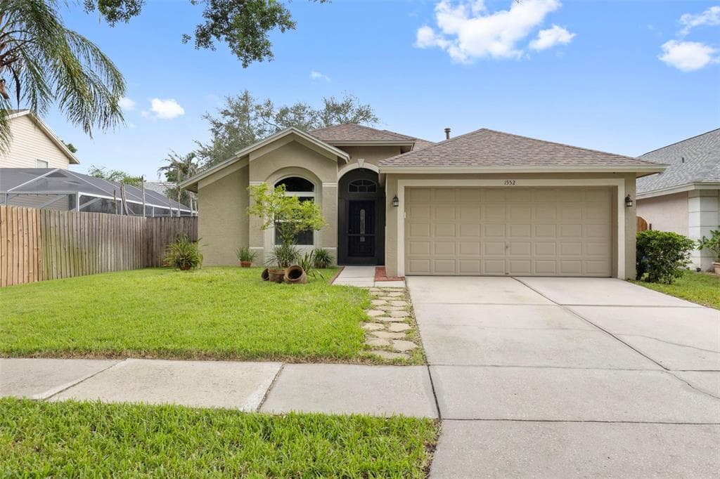 1552 SCOTCH PINE DRIVE