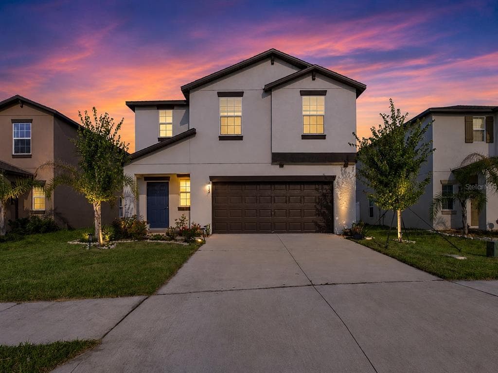 6213 BACK FORTY LOOP ZEPHYRHILLS, FL 33541