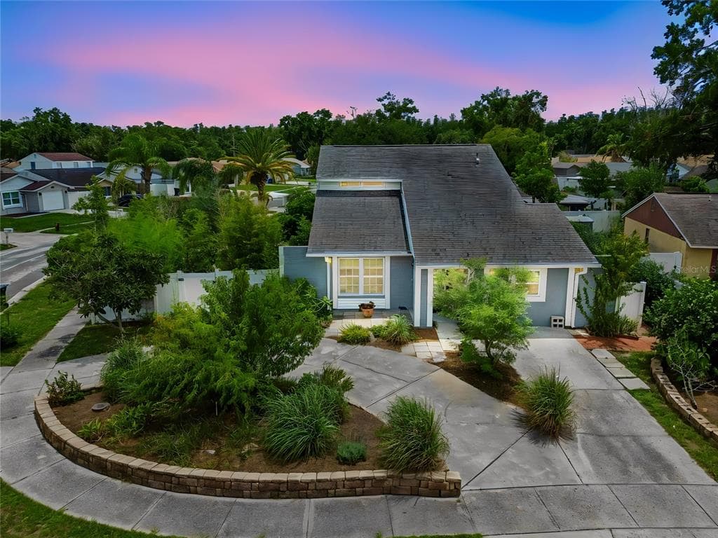 16018 SADDLESTRING DRIVE