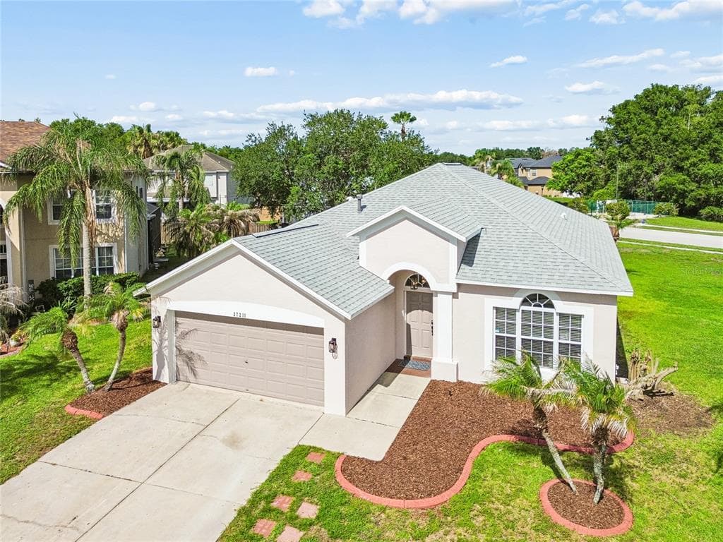 27211 LIRIOPE COURT WESLEY CHAPEL, FL 33544