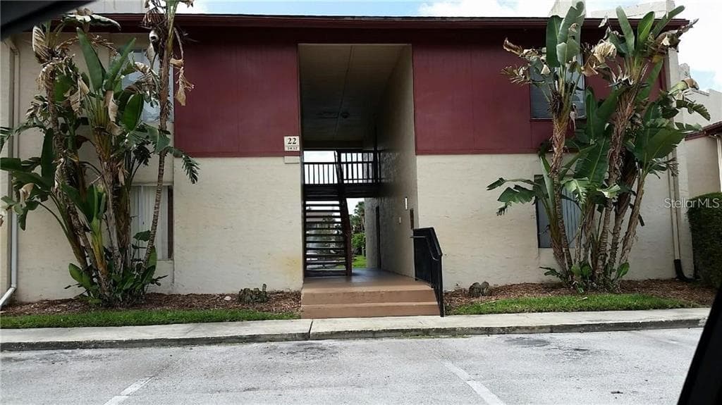3832 N LAKE DRIVE UNIT 116