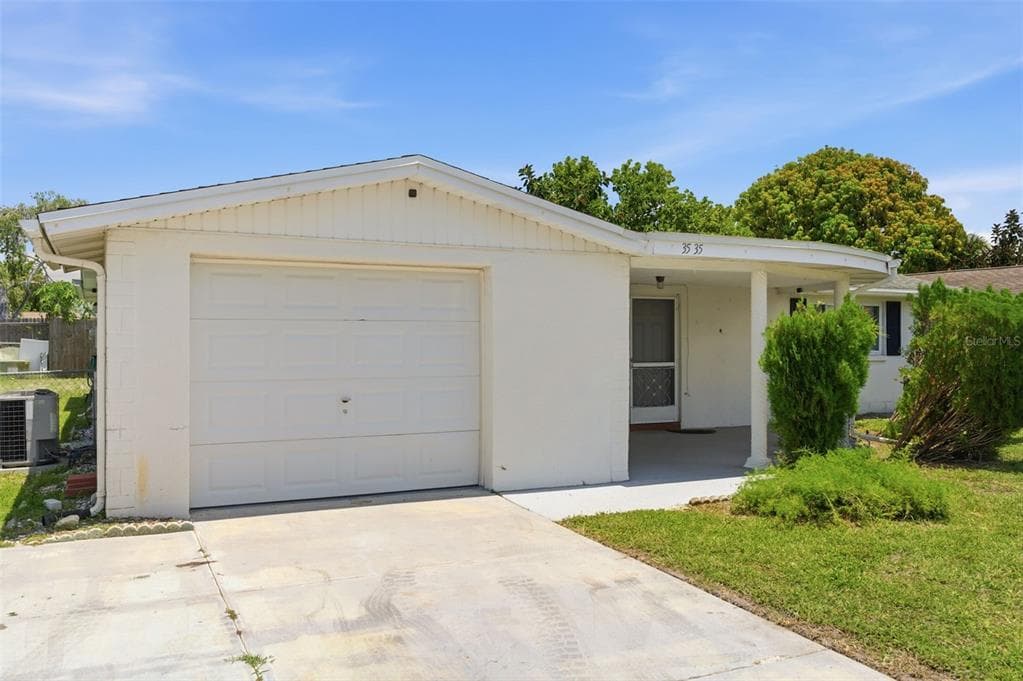 3535 GARFIELD DRIVE HOLIDAY, FL 34691