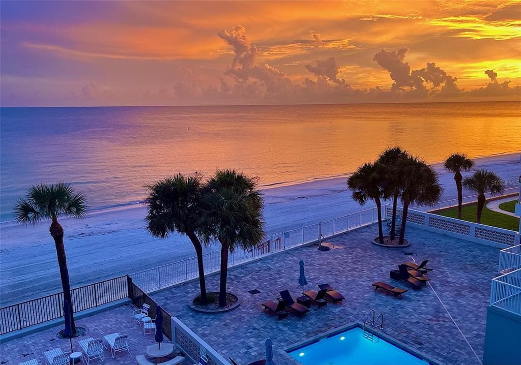 16330 GULF BOULEVARD UNIT 306 REDINGTON BEACH, FL 33708