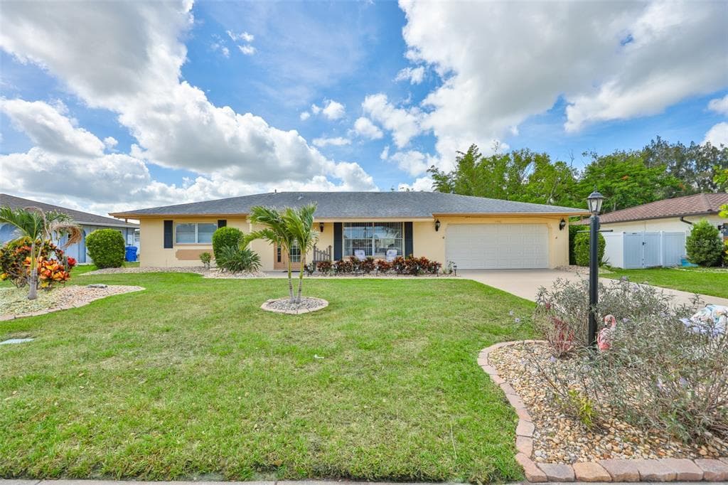 1706 FLAMINGO LANE SUN CITY CENTER, FL 33573