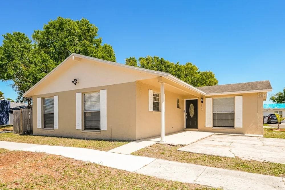 6405 REGATTA COURT TAMPA, FL 33634