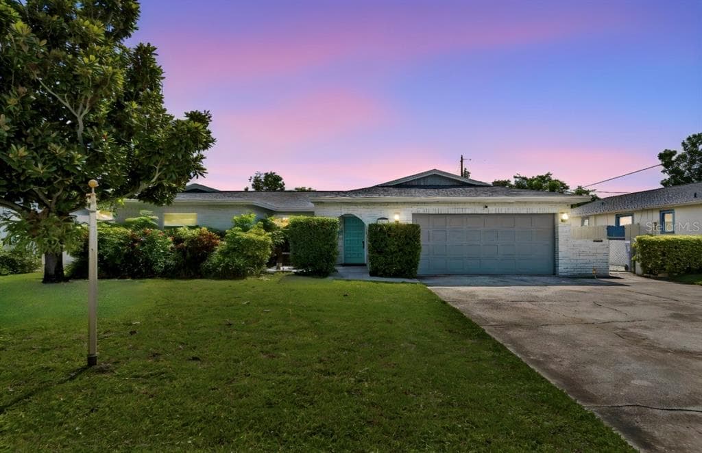 5127 CAESAR WAY S ST PETERSBURG, FL 33712