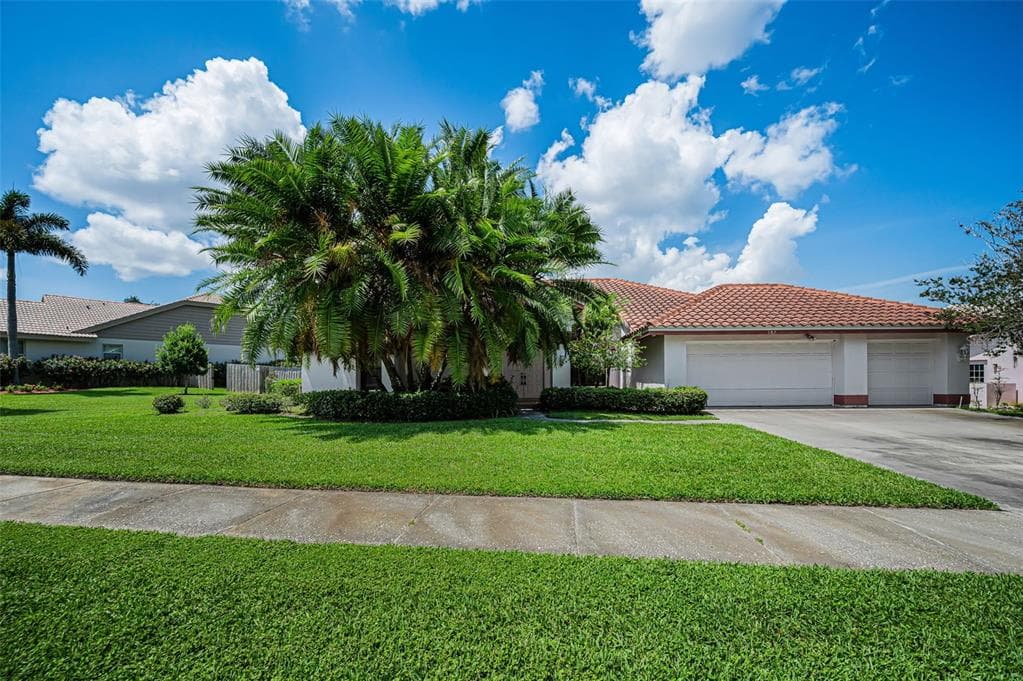 107 WOODCREEK DRIVE S SAFETY HARBOR, FL 34695