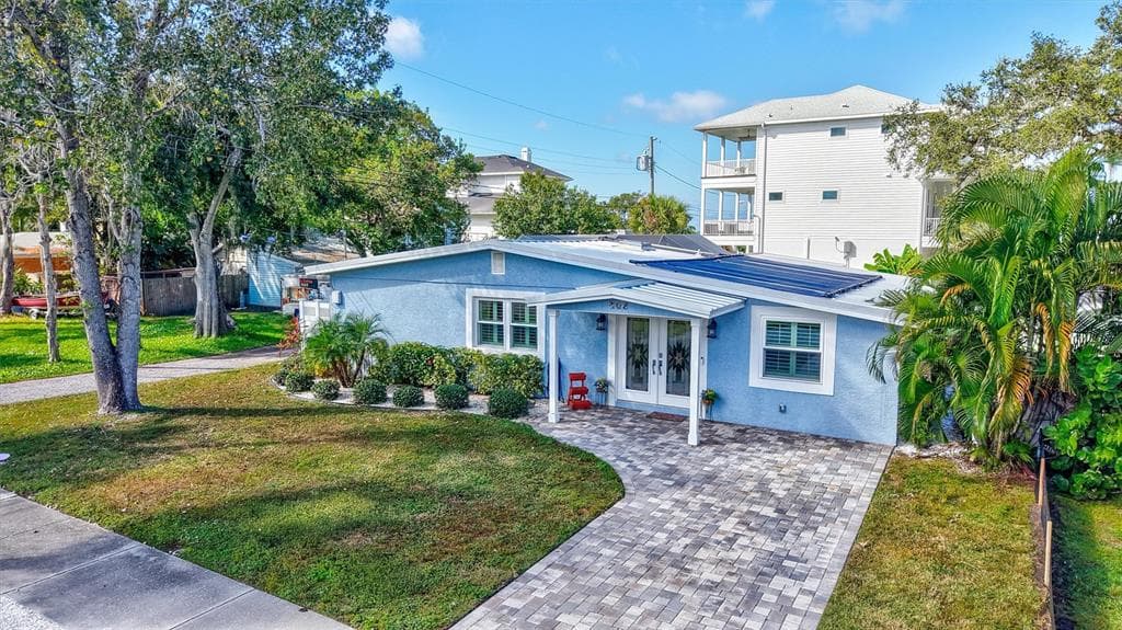 302 S MAYO STREET CRYSTAL BEACH, FL 34681