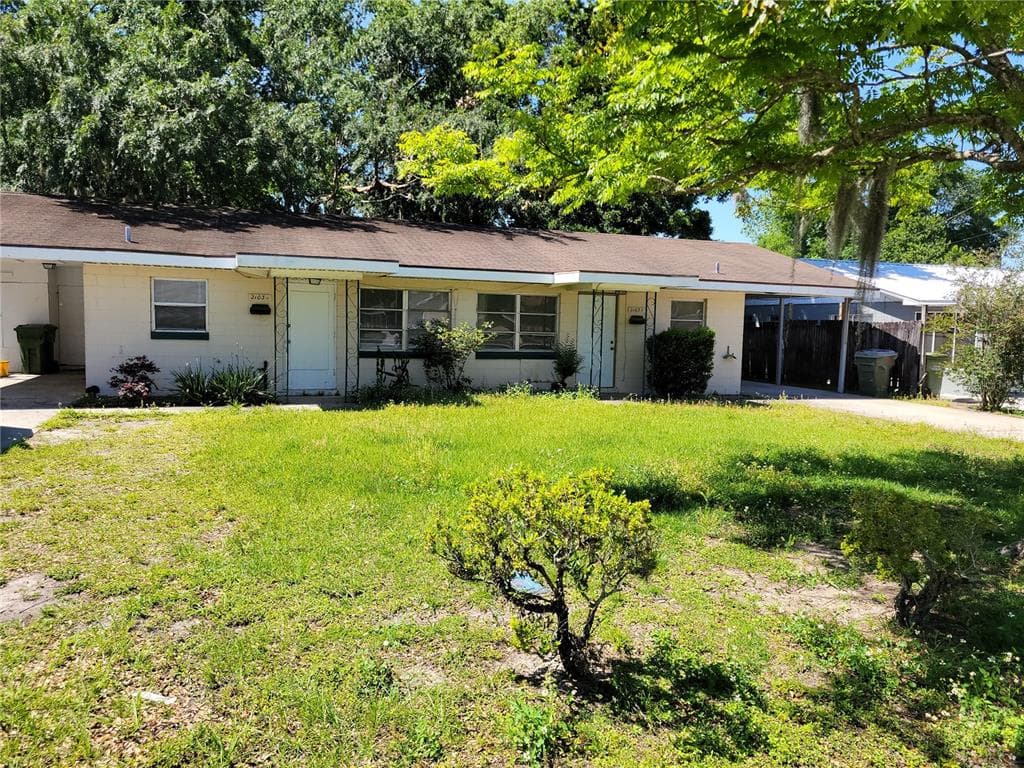 2103 JOBBINS DRIVE LEESBURG, FL 34748