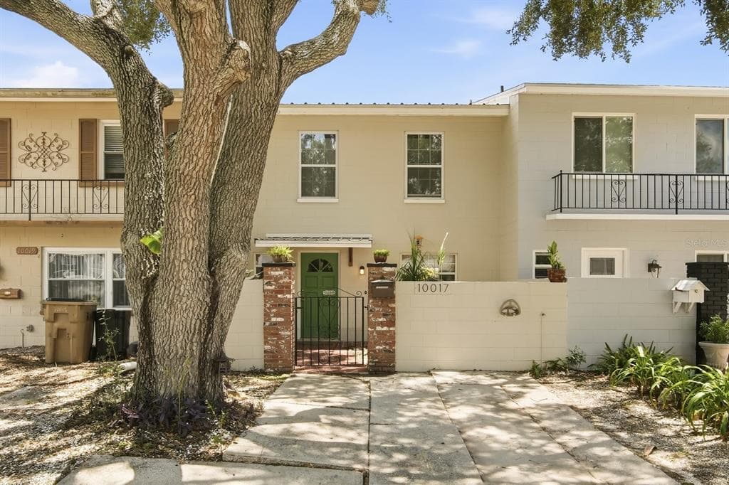 10017 N 52ND STREET TAMPA, FL 33617