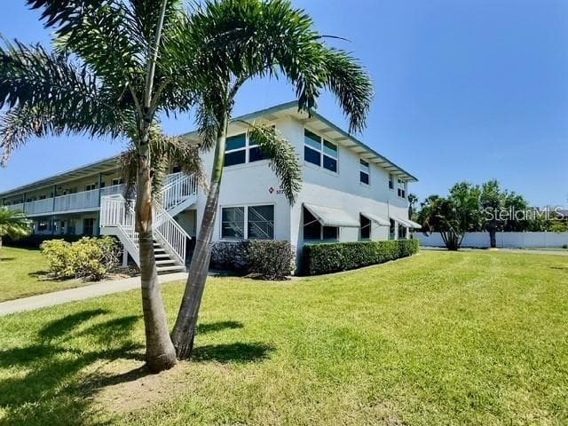 5227 81ST LANE N UNIT 26 ST PETERSBURG, FL 33709