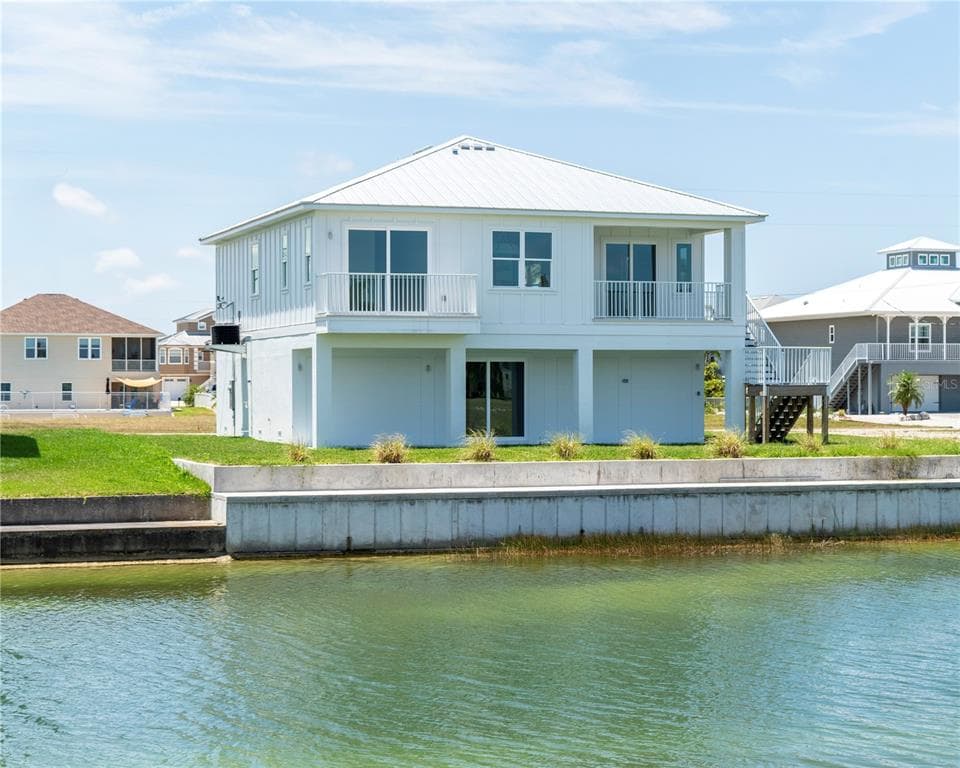 4050 JEWFISH DRIVE HUDSON, FL 34667