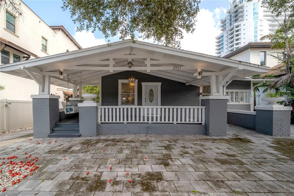 2921 W EL PRADO BOULEVARD TAMPA, FL 33629