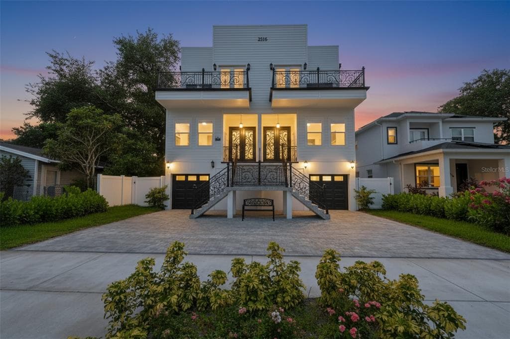 2816 CORRINE STREET UNIT 2 TAMPA, FL 33605