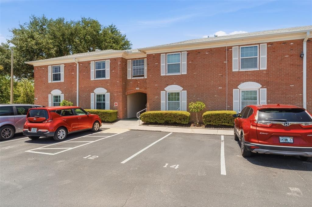 3595 40TH AVENUE S UNIT 3 ST PETERSBURG, FL 33711
