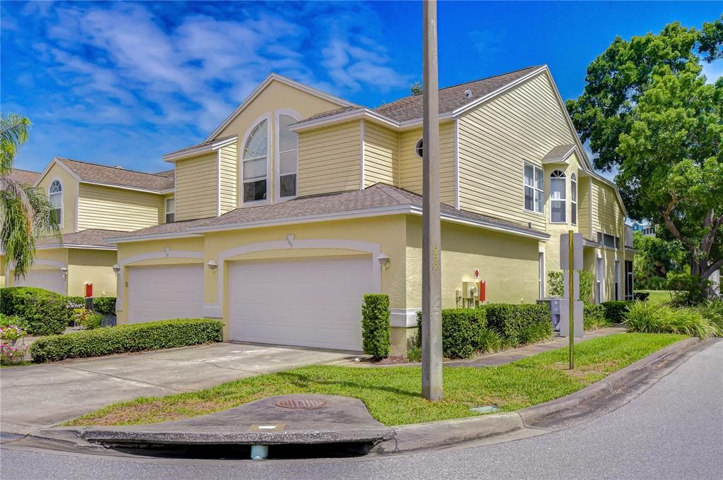 1050 STARKEY ROAD UNIT 2105