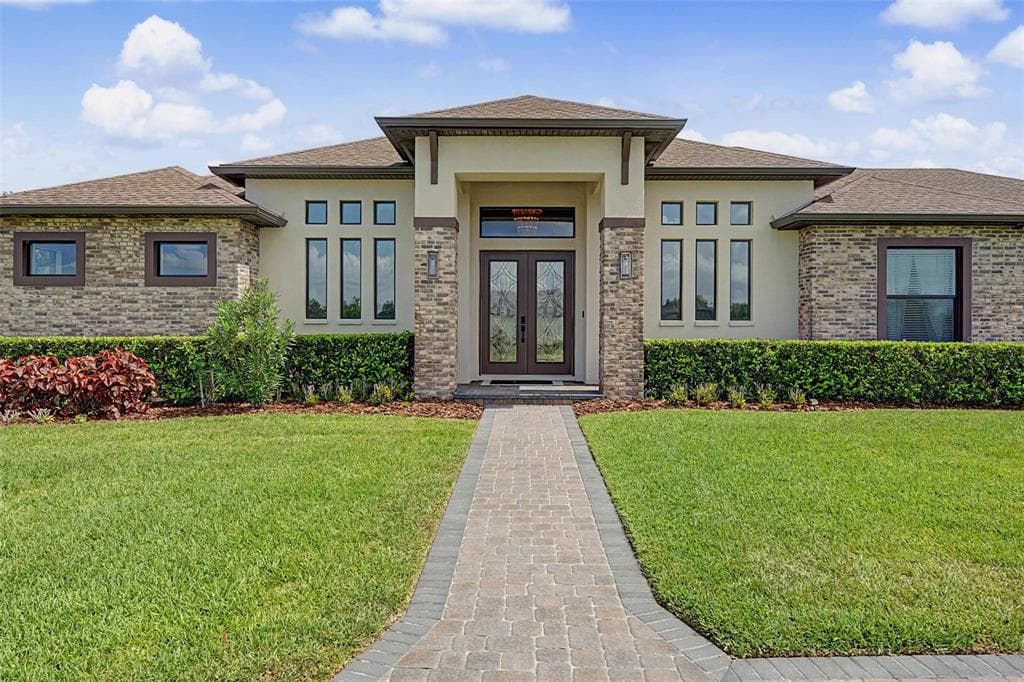 218 HAWK TALON DRIVE LITHIA, FL 33547