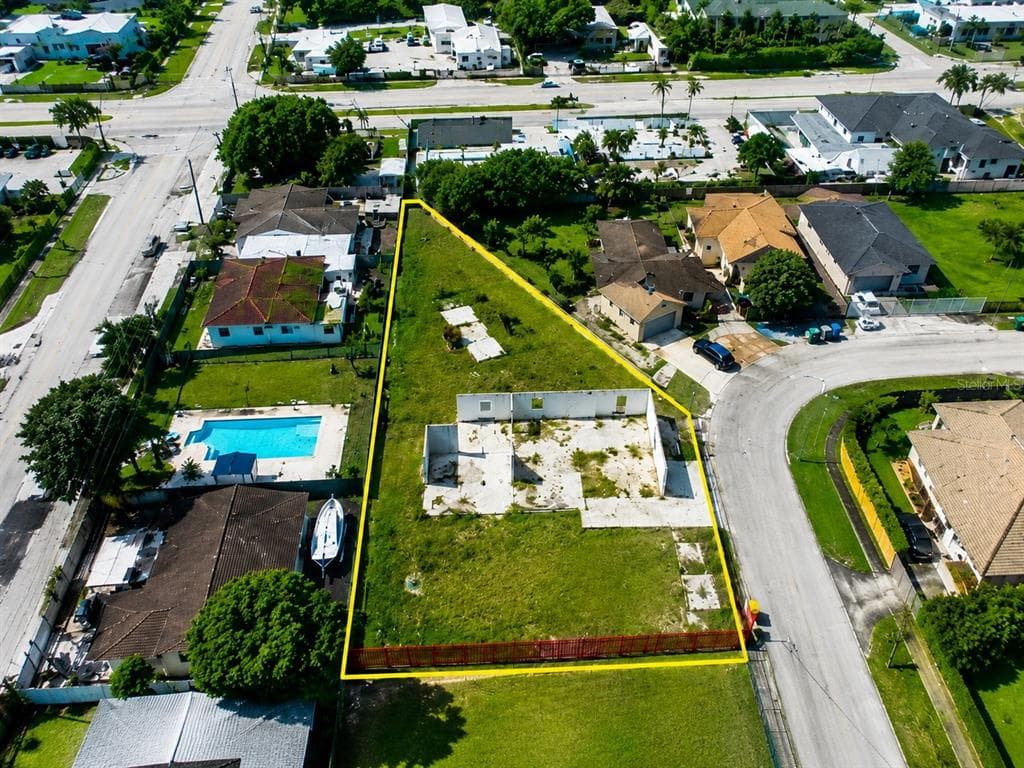 21710 SW 111TH AVENUE MIAMI, FL 33170