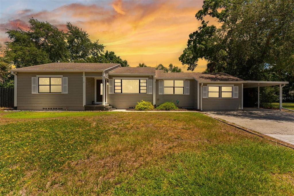 3709 W GRIFLOW STREET TAMPA, FL 33629