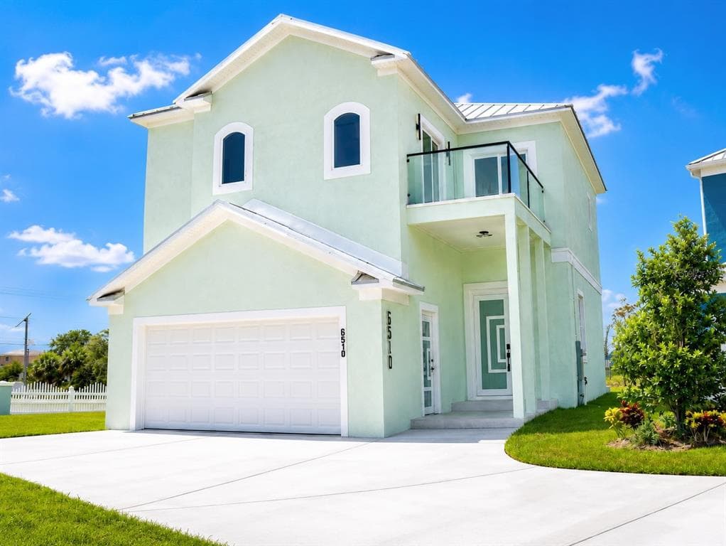 6510 SIMONE SHORES CIR APOLLO BEACH, FL 33572