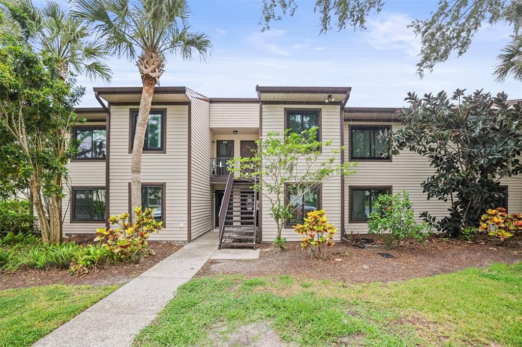 358 MOORINGS COVE DRIVE UNIT 4B TARPON SPRINGS, FL 34689