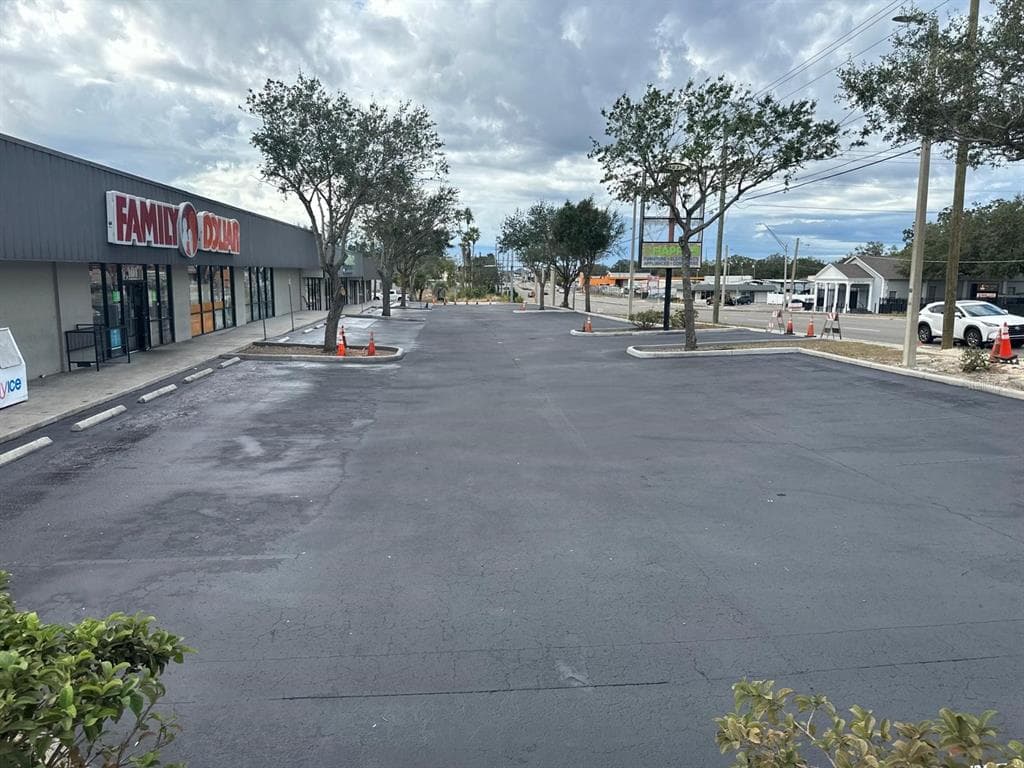 1727 E BUSCH BOULEVARD TAMPA, FL 33612