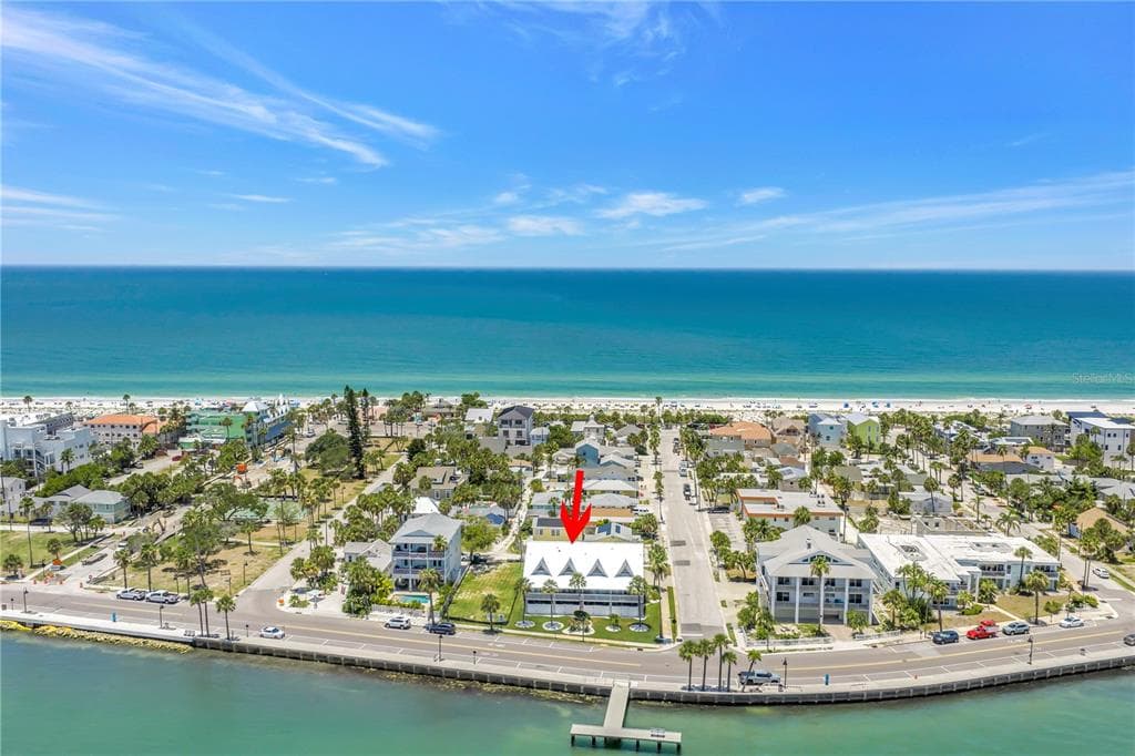 1010 PASS A GRILLE WAY UNIT 2 ST PETE BEACH, FL 33706