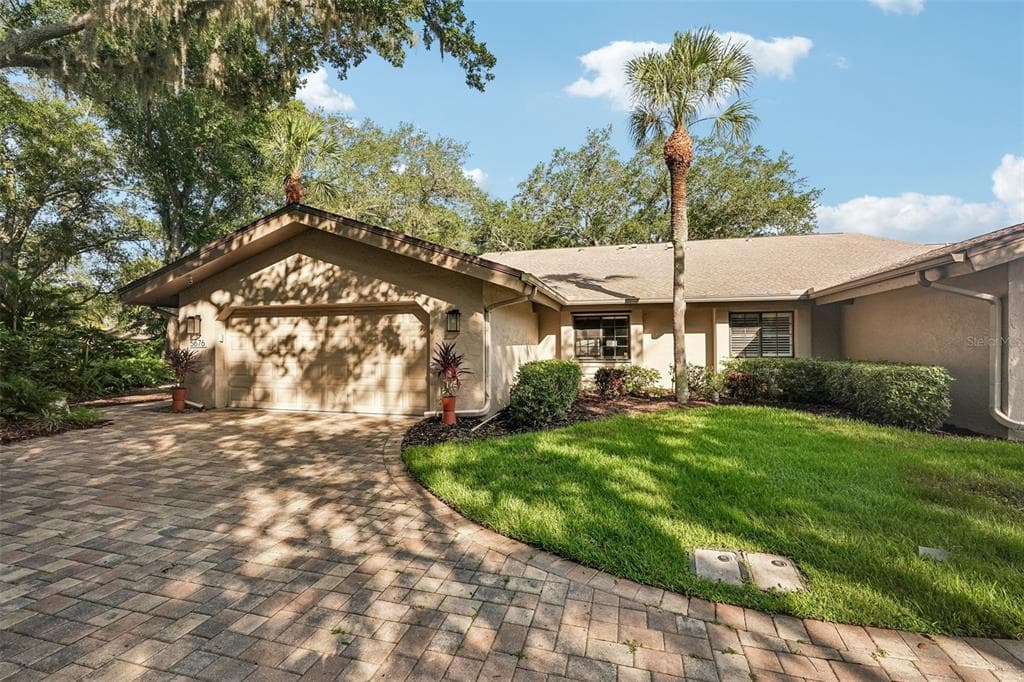 5676 PIPERS WAITE UNIT 56 SARASOTA, FL 34235