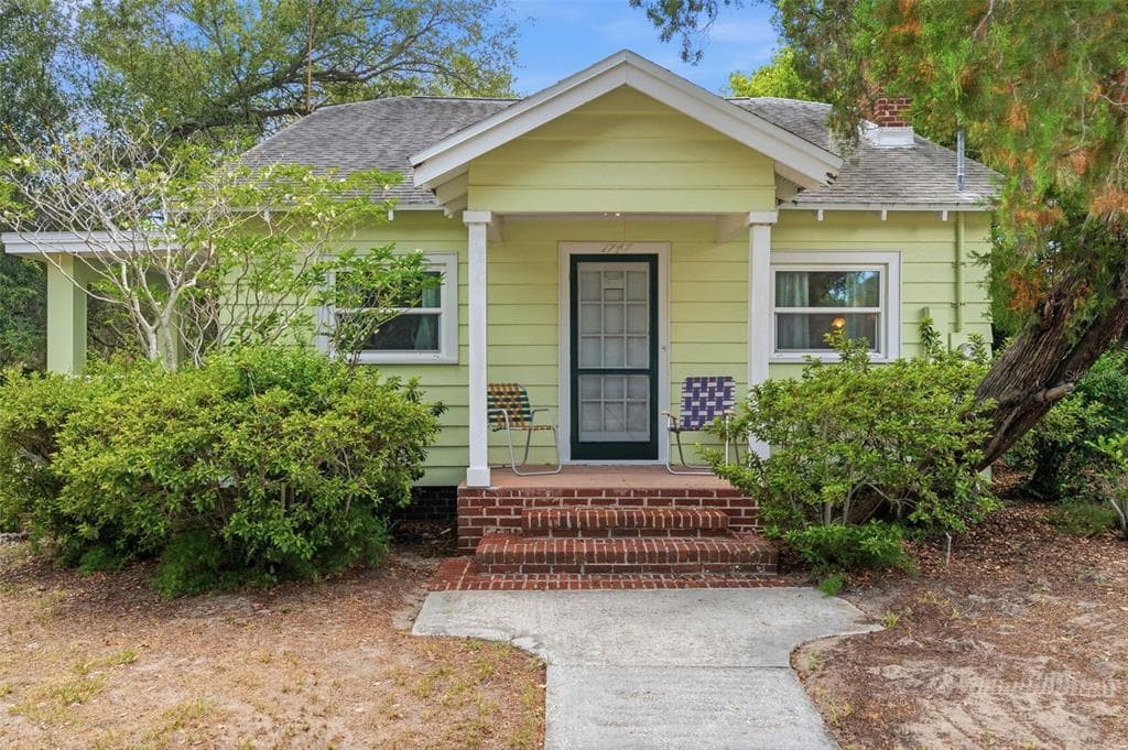 1747 APACHE TRAIL CLEARWATER, FL 33755
