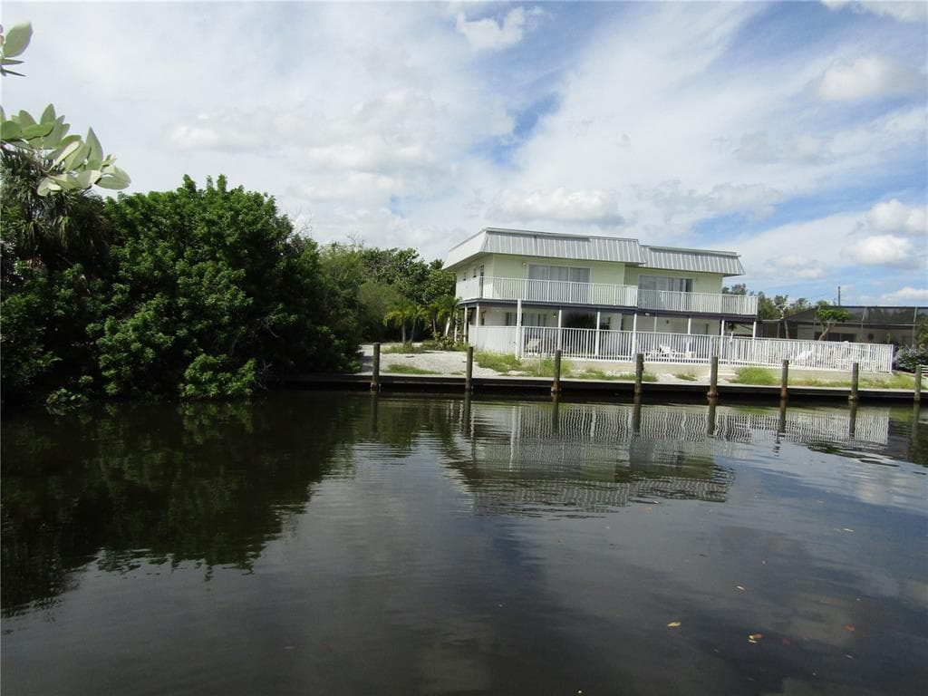 TROPICAL SHORE WAY FORT MYERS BEACH, FL 33931