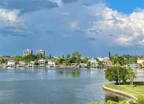 7872 SAILBOAT KEY BOULEVARD S UNIT 405 SOUTH PASADENA, FL 33707