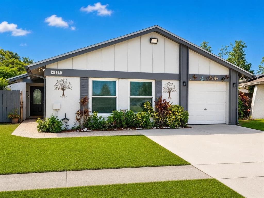 4817 GROVE POINT DRIVE TAMPA, FL 33624
