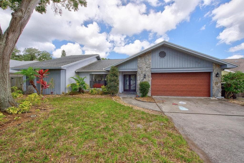 1111 KNOLLWOOD DRIVE SAFETY HARBOR, FL 34695